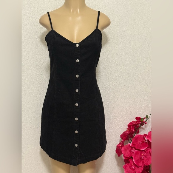 Newbury Kustom black corduroy slip dress featuring a button-front design - Picture 4 of 7